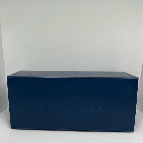 2020 LV Sunglasses - Picture 8 of 8